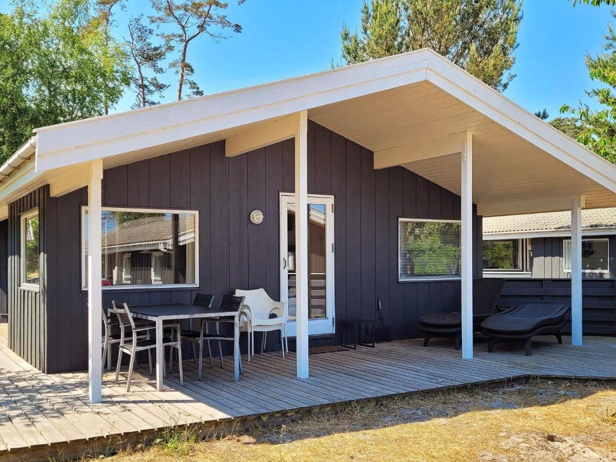 8 Person Holiday Home In Nex Snogebæk Exteriör bild